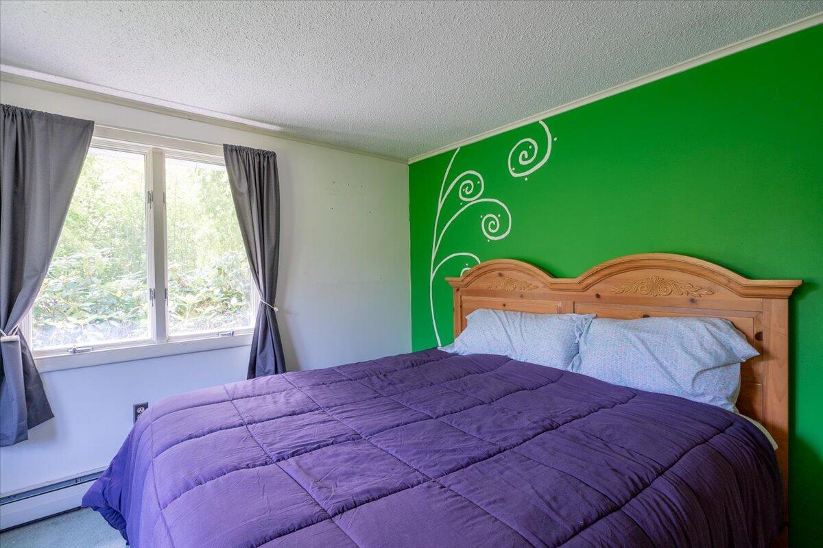 40 Shaw Avenue Rockland ME 04841