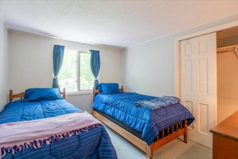 40 Shaw Avenue Rockland ME 04841