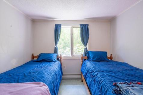 40 Shaw Avenue Rockland ME 04841