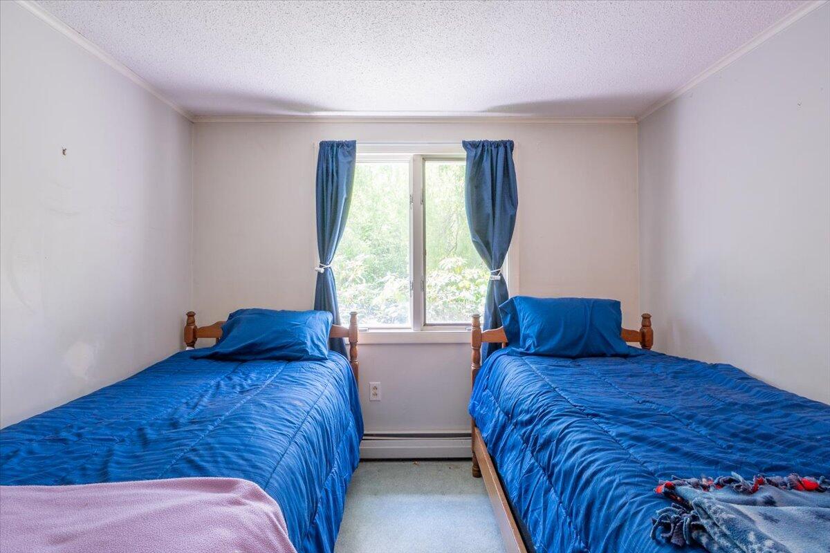 40 Shaw Avenue Rockland ME 04841