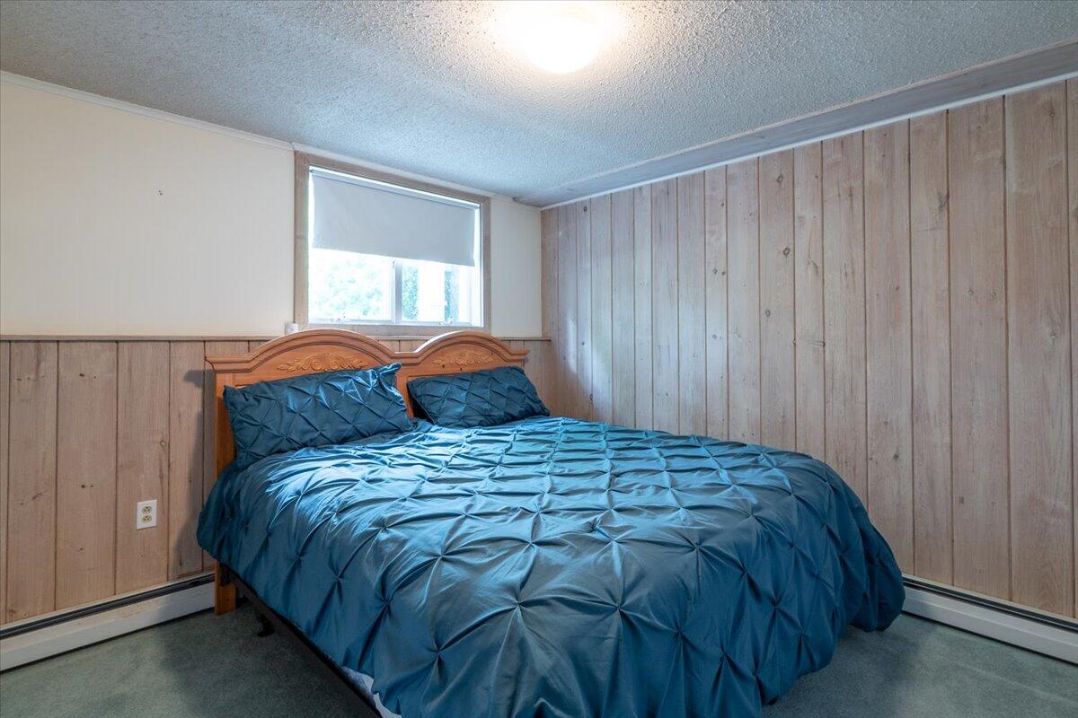 40 Shaw Avenue Rockland ME 04841