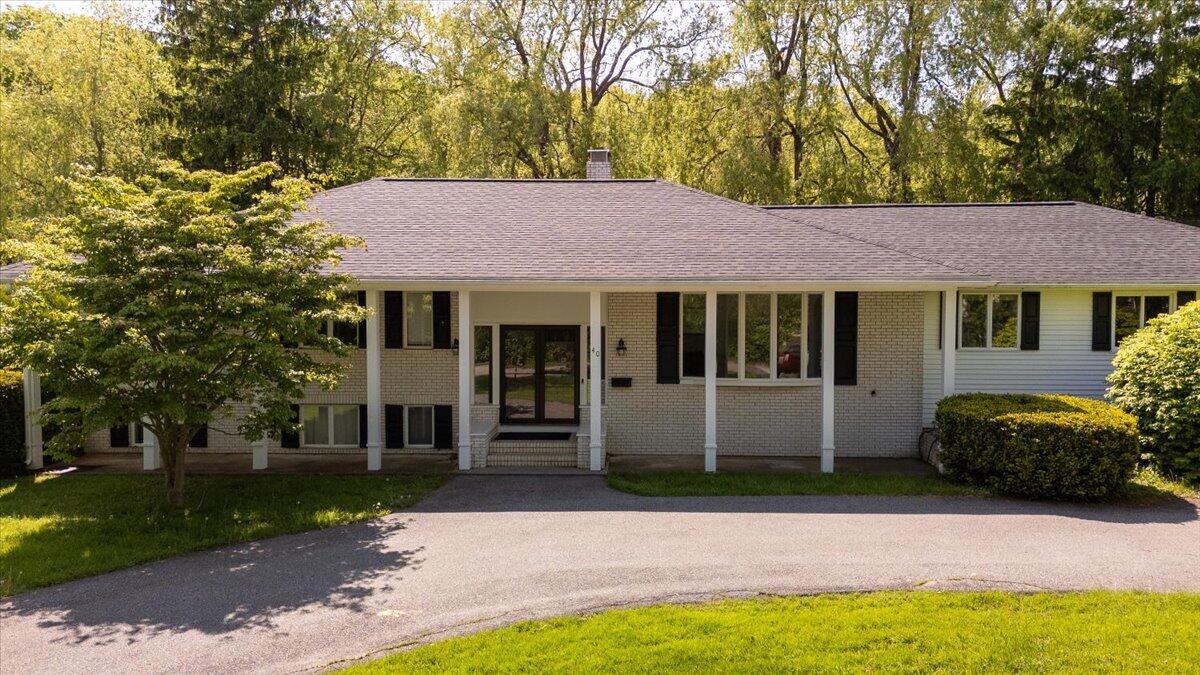 40 Shaw Avenue Rockland ME 04841