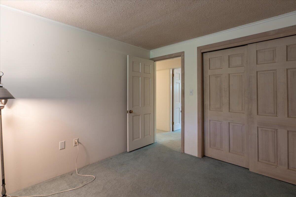 40 Shaw Avenue Rockland ME 04841