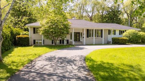 40 Shaw Avenue Rockland ME 04841