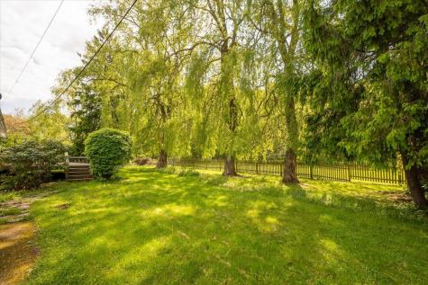 40 Shaw Avenue Rockland ME 04841