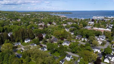 40 Shaw Avenue Rockland ME 04841