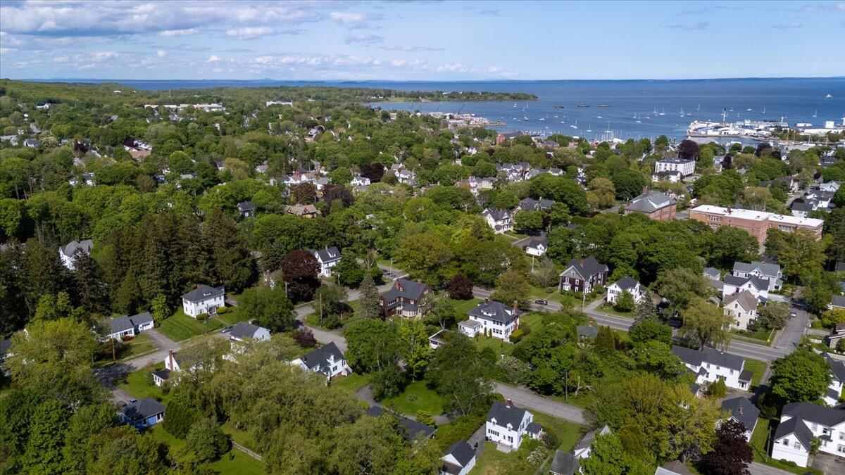 40 Shaw Avenue Rockland ME 04841