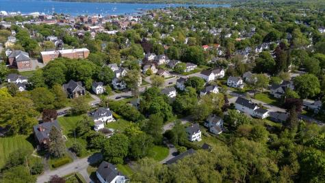 40 Shaw Avenue Rockland ME 04841