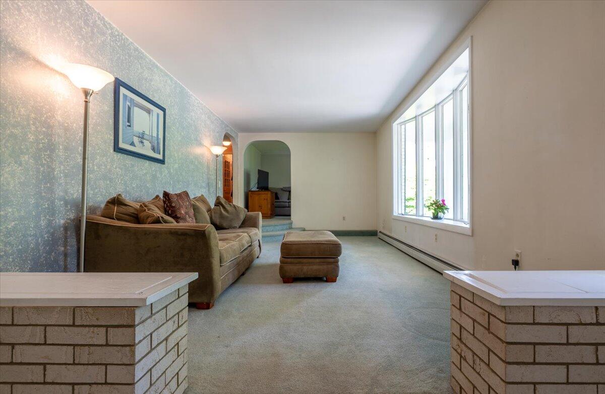 40 Shaw Avenue Rockland ME 04841