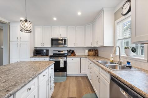 14 David Drive Scarborough ME 04074