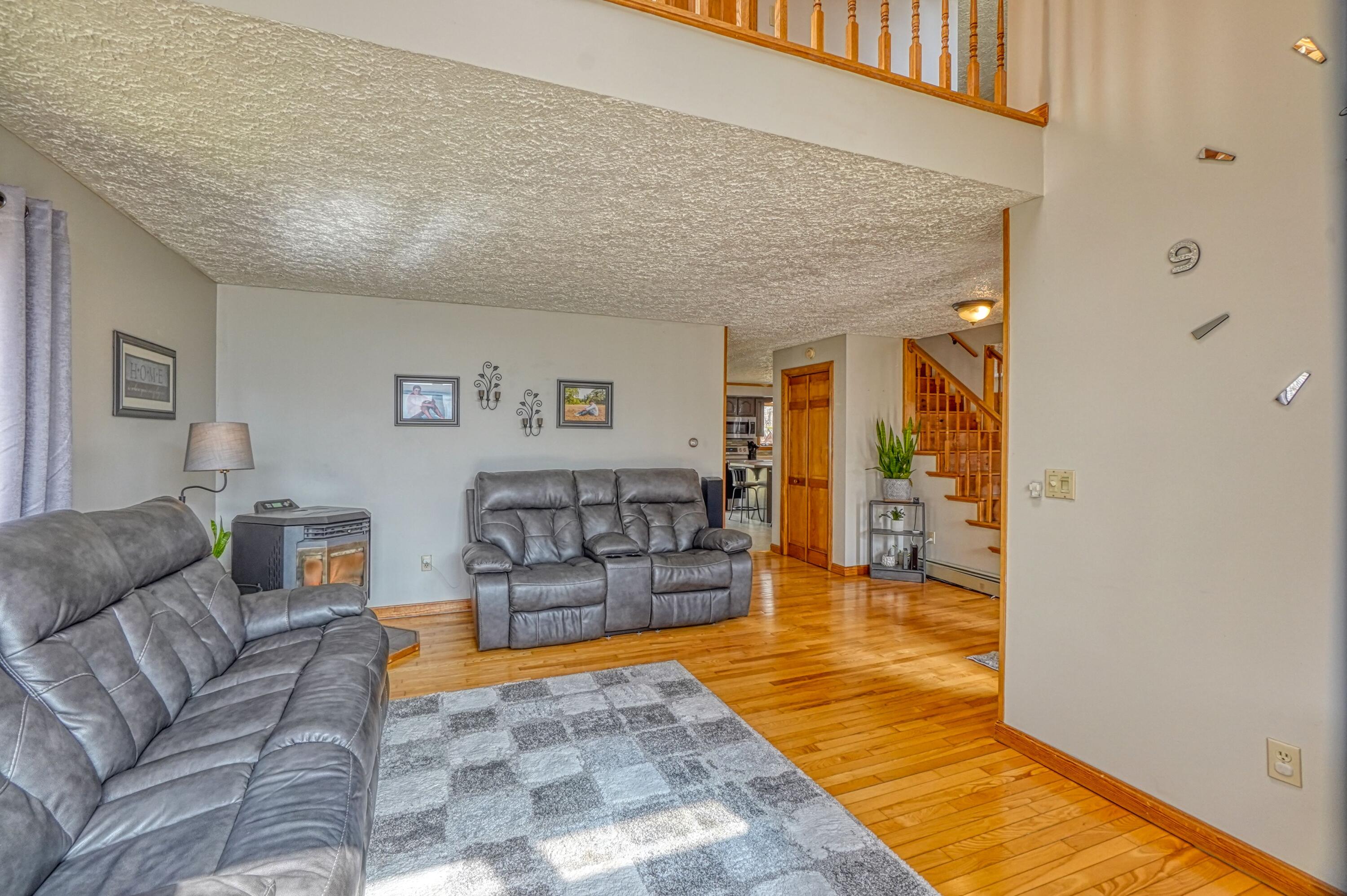 214 Windsor Road Chelsea ME 04330