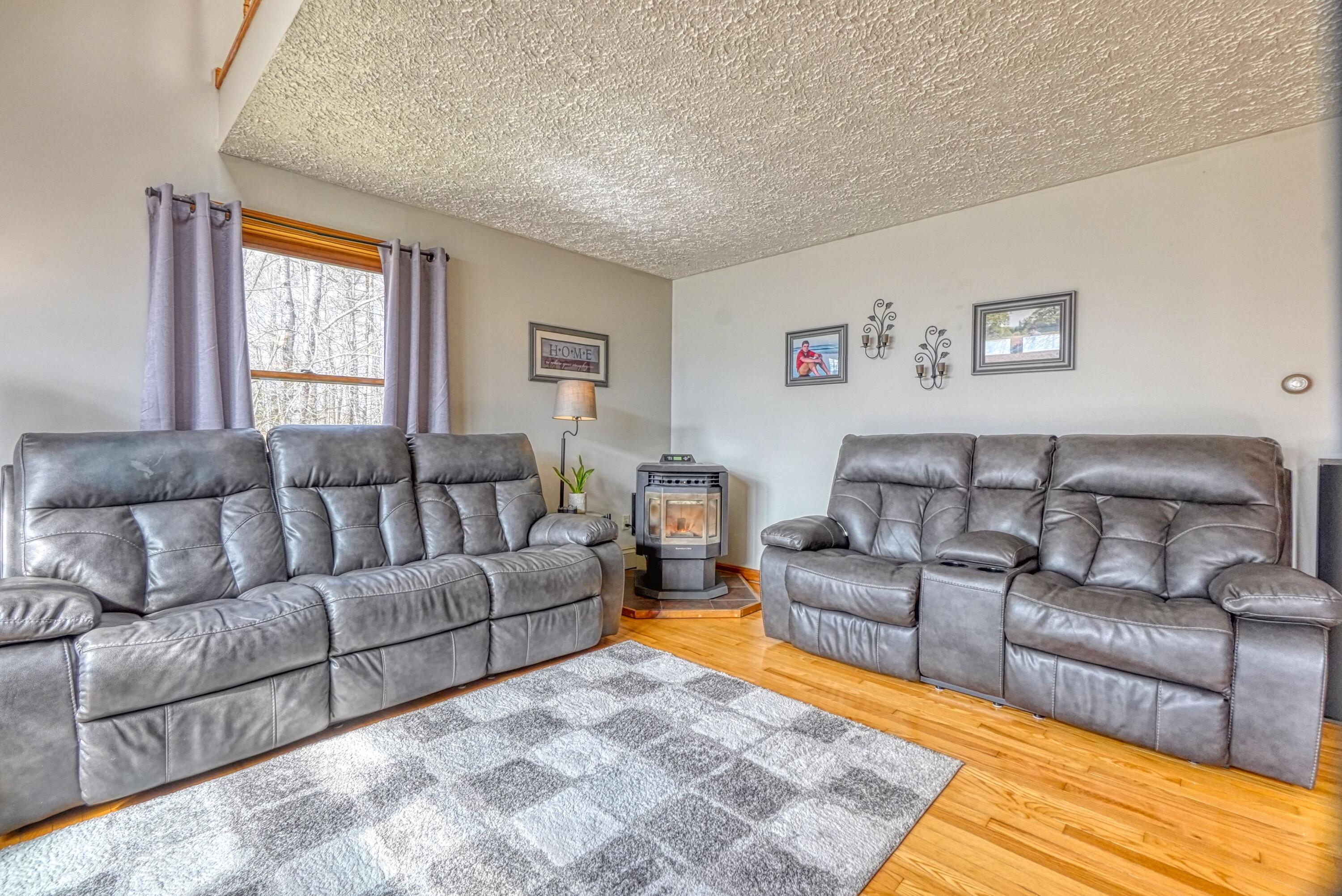 214 Windsor Road Chelsea ME 04330