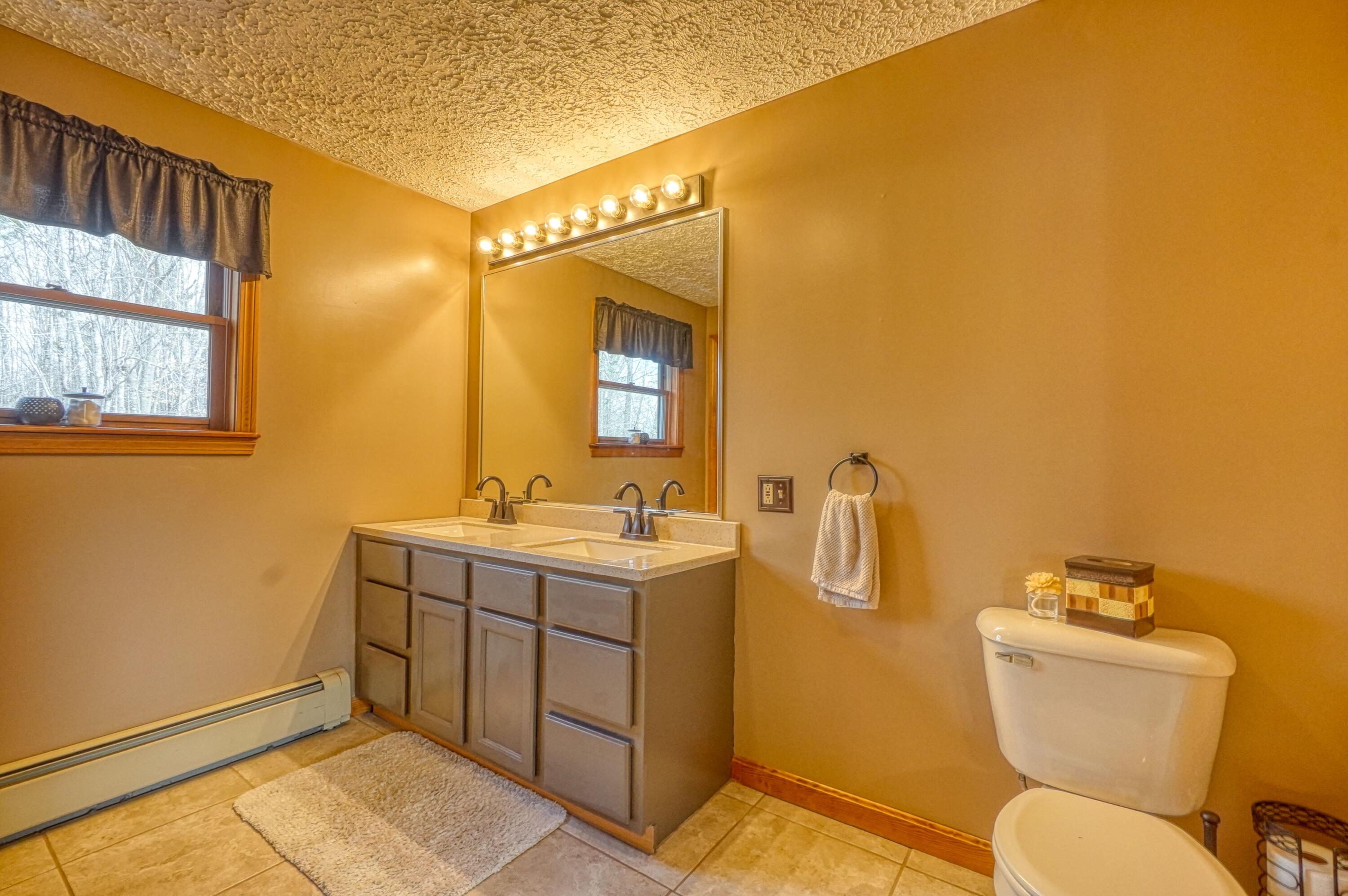 214 Windsor Road Chelsea ME 04330