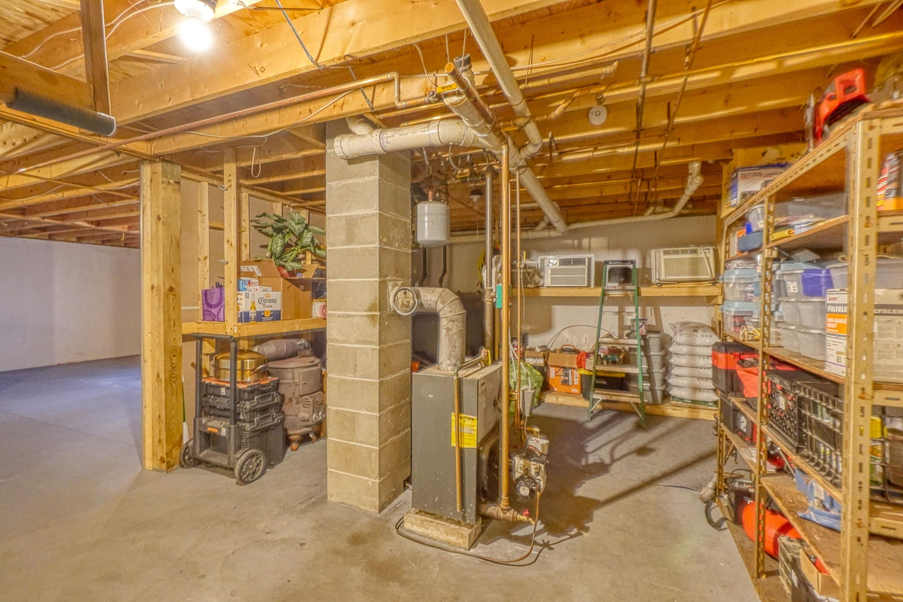 214 Windsor Road Chelsea ME 04330