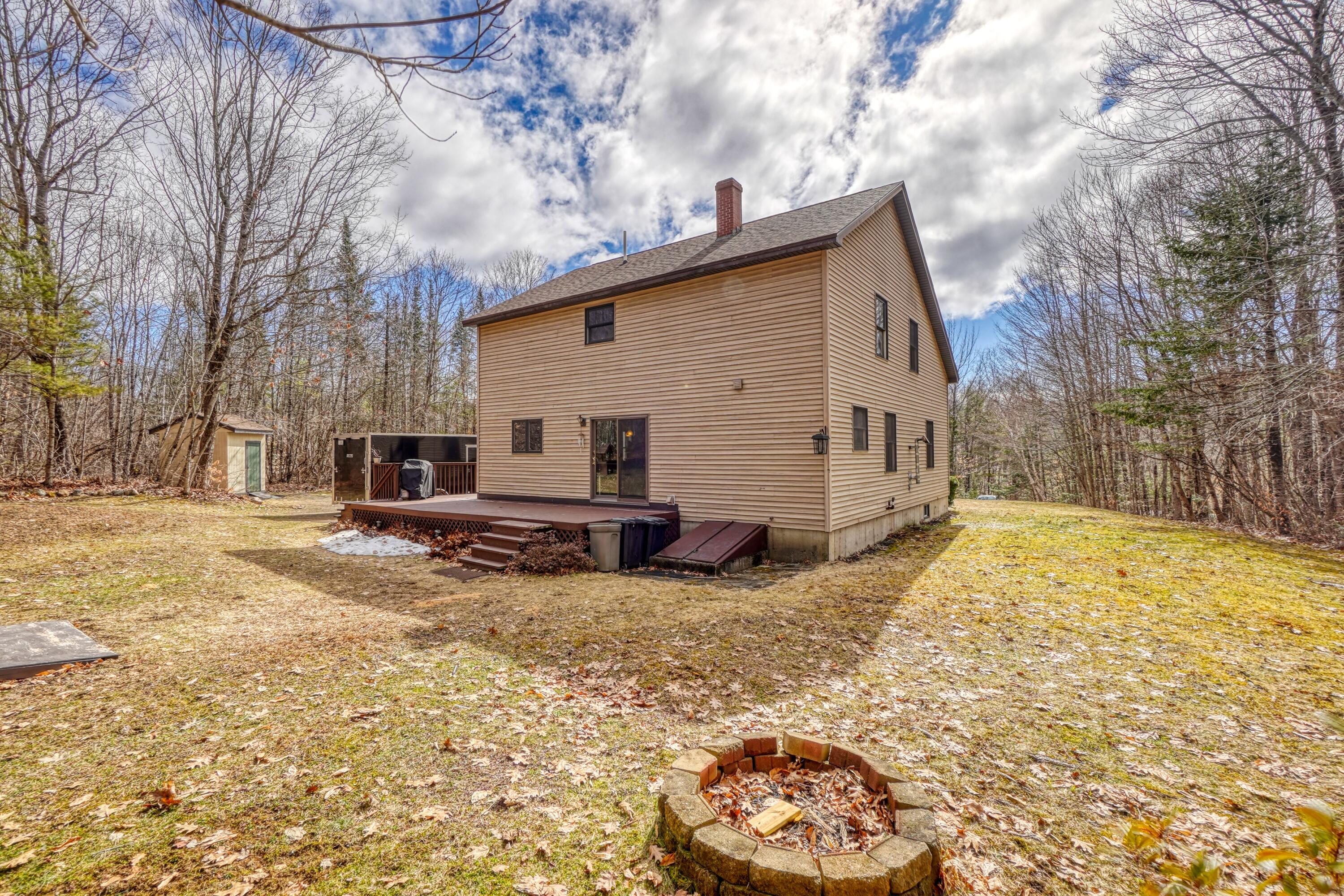 214 Windsor Road Chelsea ME 04330