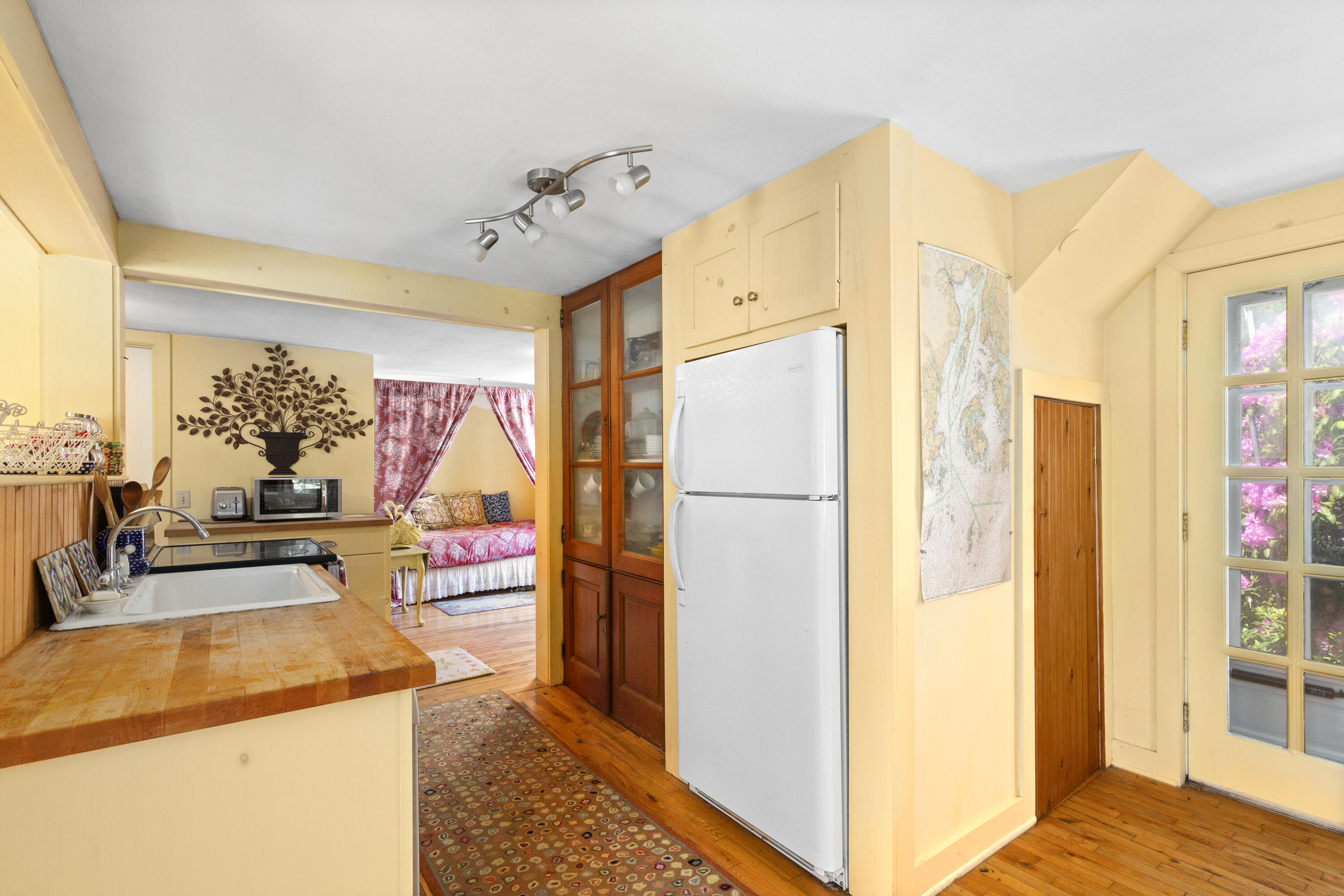 108 Colony Road Islesboro ME 04848