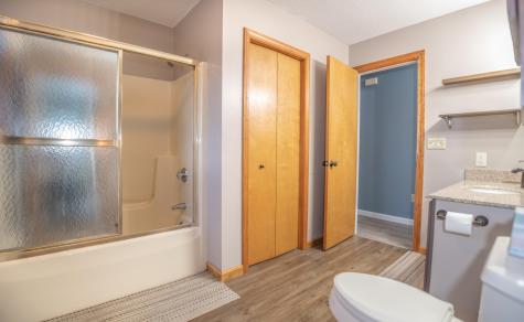 4409 Bennoch Road Alton ME 04468