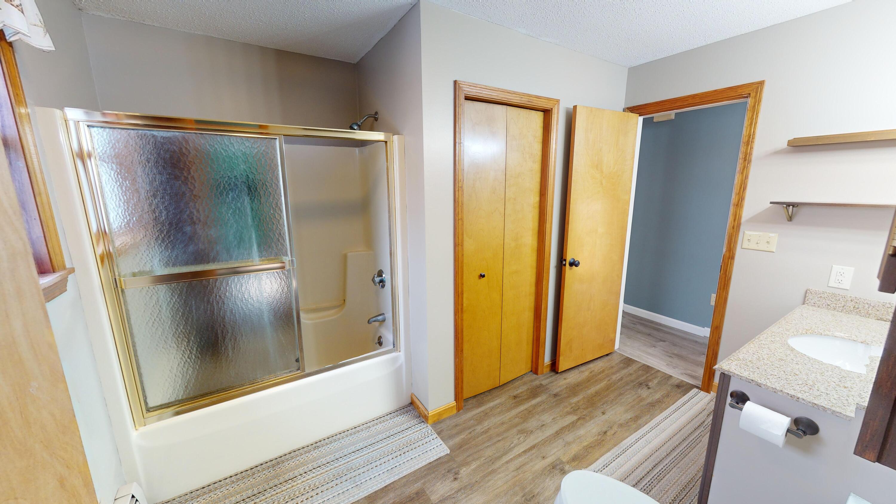 4409 Bennoch Road Alton ME 04468