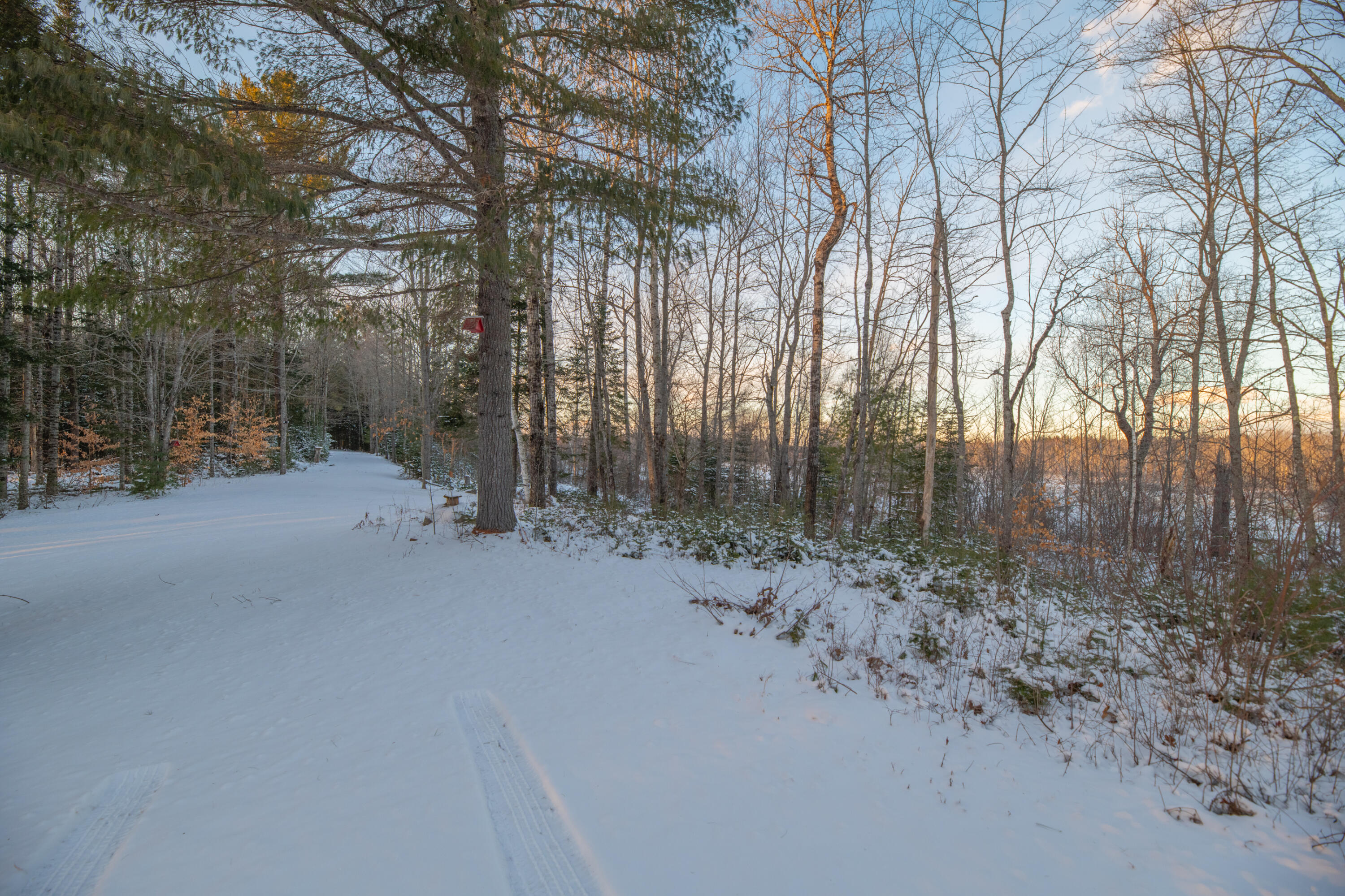 4409 Bennoch Road Alton ME 04468