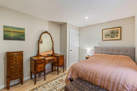 166 Pine Point Road Scarborough ME 04074