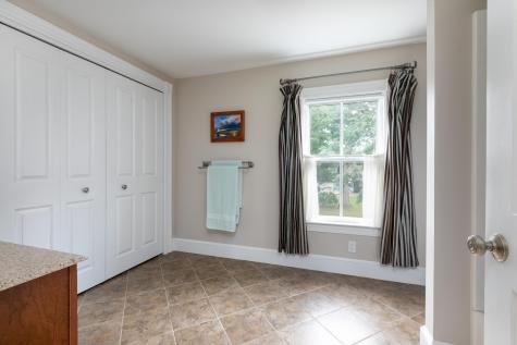 68 Sligo Road Yarmouth ME 04096