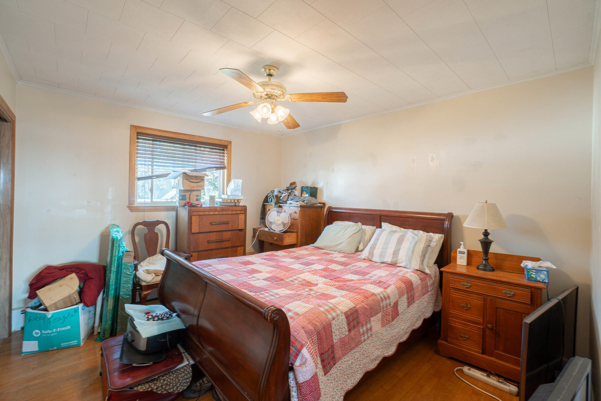 3 County Street East Millinocket ME 04430