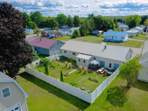 3 County Street East Millinocket ME 04430