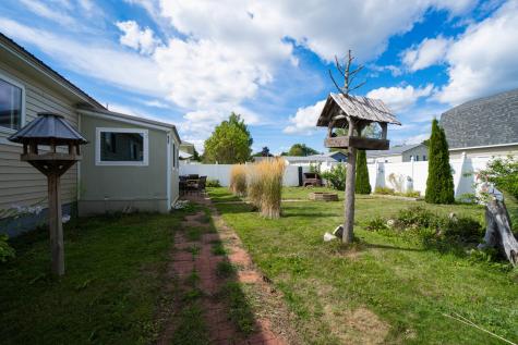 3 County Street East Millinocket ME 04430