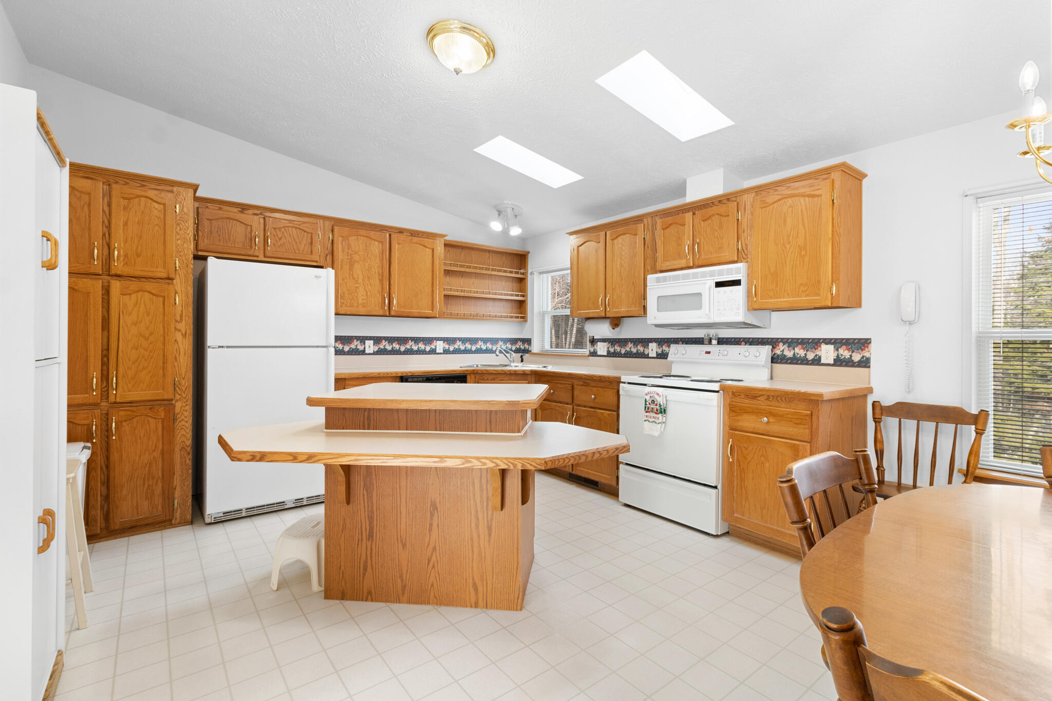 99 South Street Rockport ME 04856