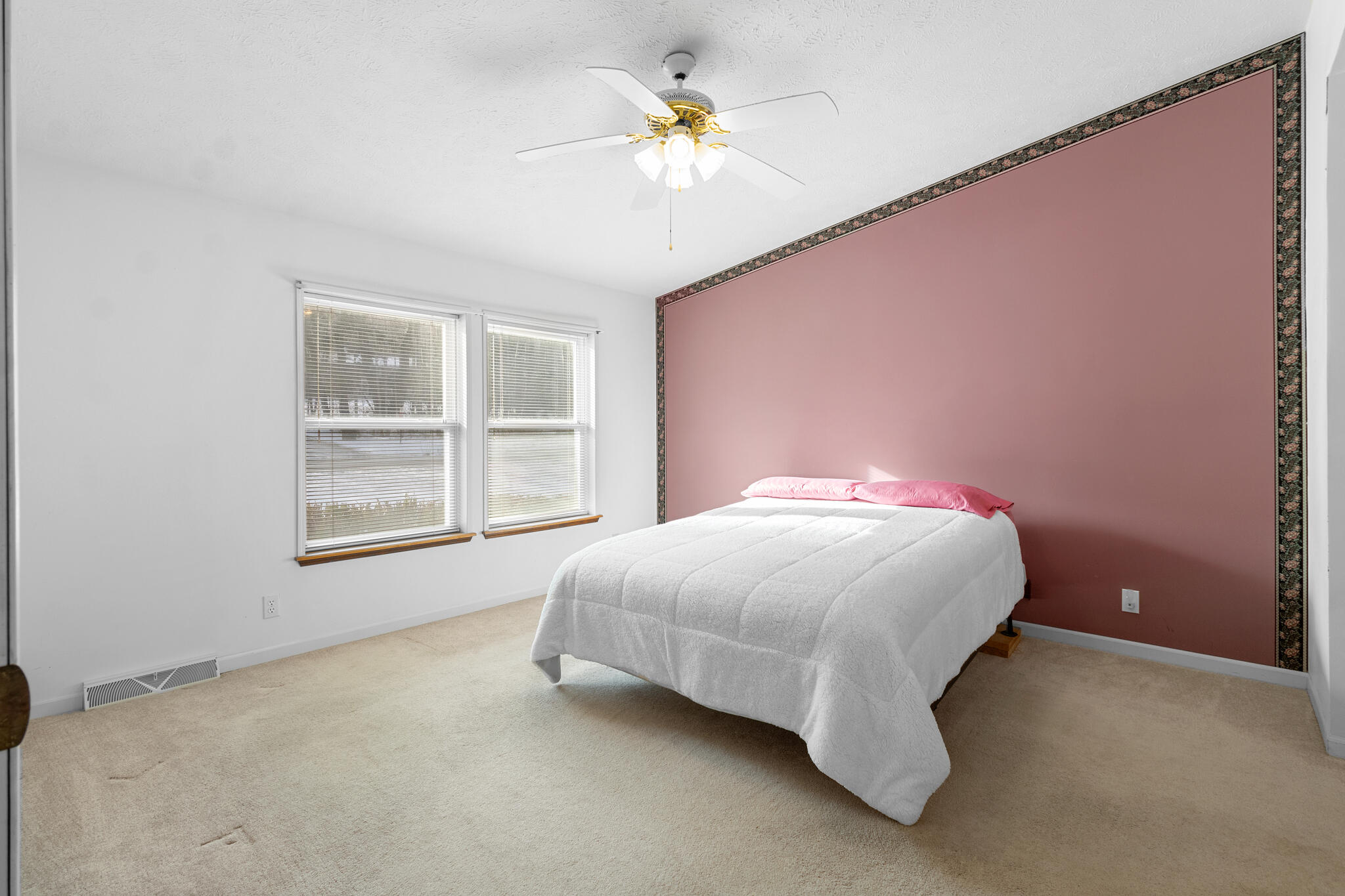 99 South Street Rockport ME 04856