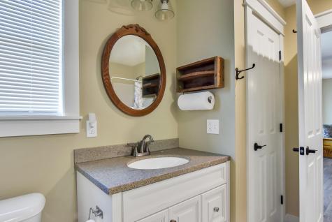 10 Shuman Road China ME 04358