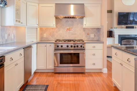 212 Island Beach Road Wells ME 04090