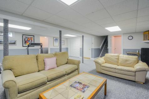 212 Island Beach Road Wells ME 04090