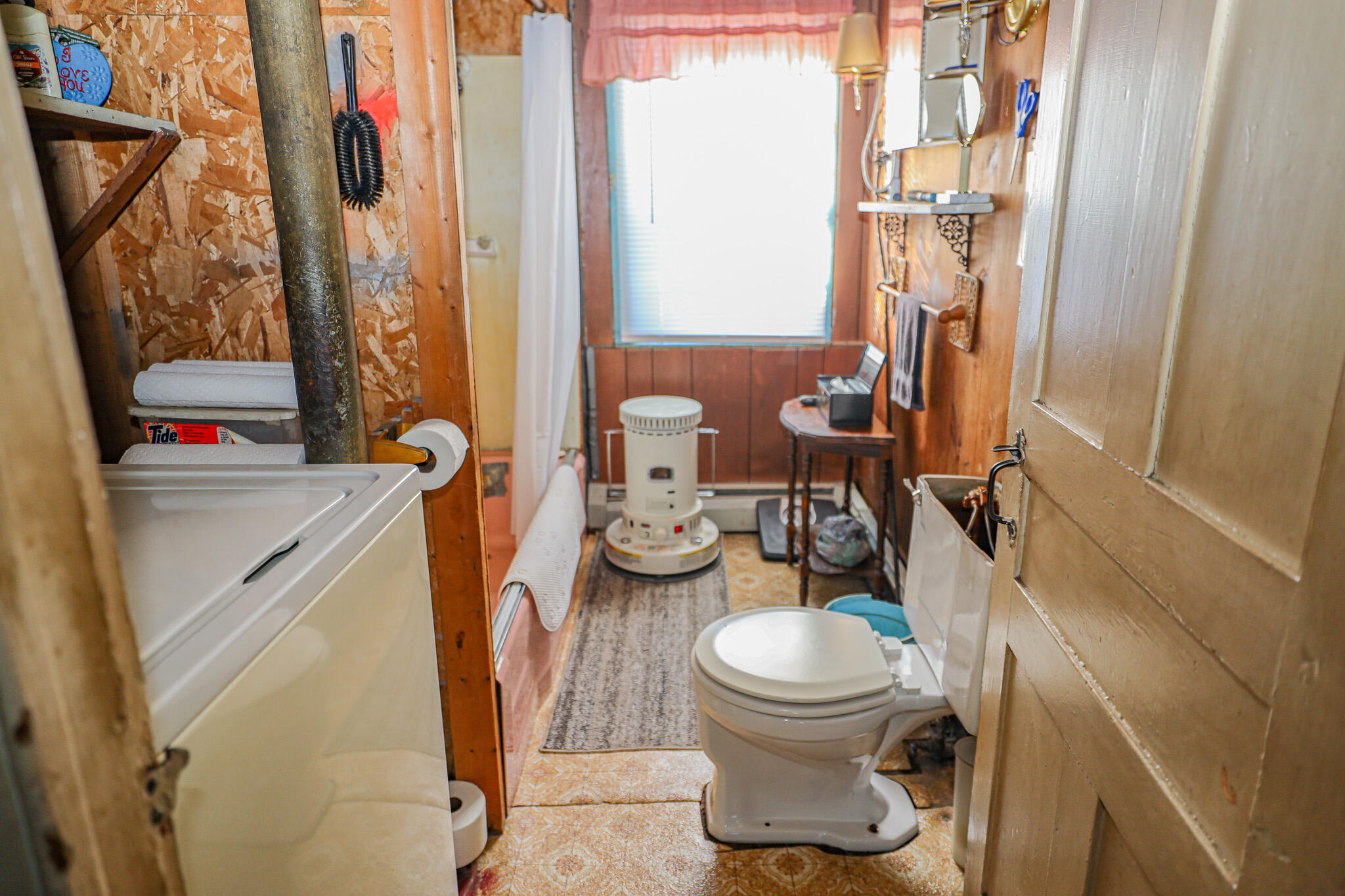 19 Knox Road Peru ME 04290