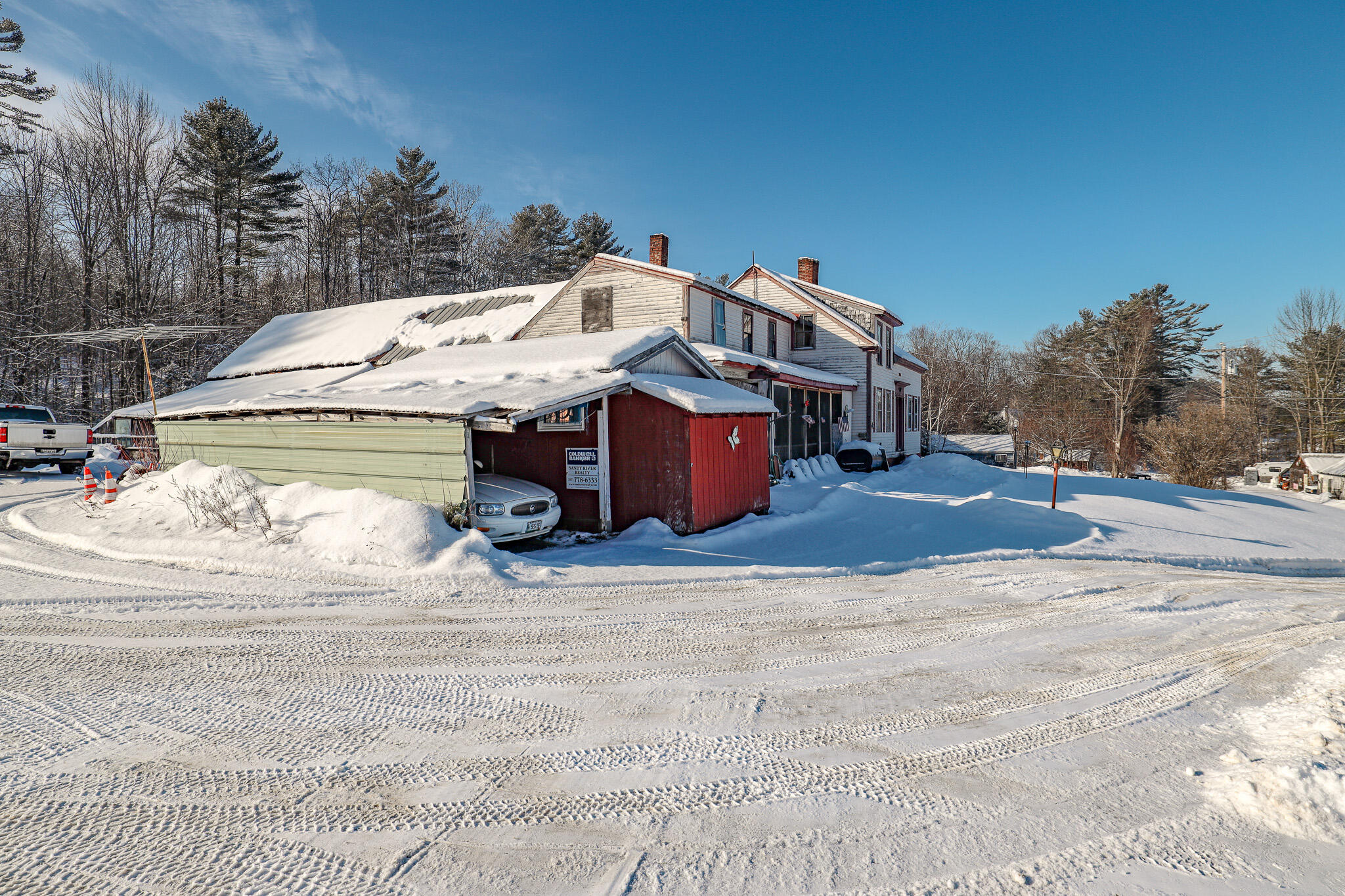 19 Knox Road Peru ME 04290