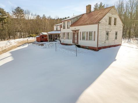 19 Knox Road Peru ME 04290