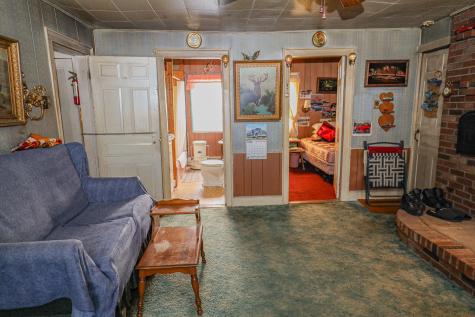 19 Knox Road Peru ME 04290