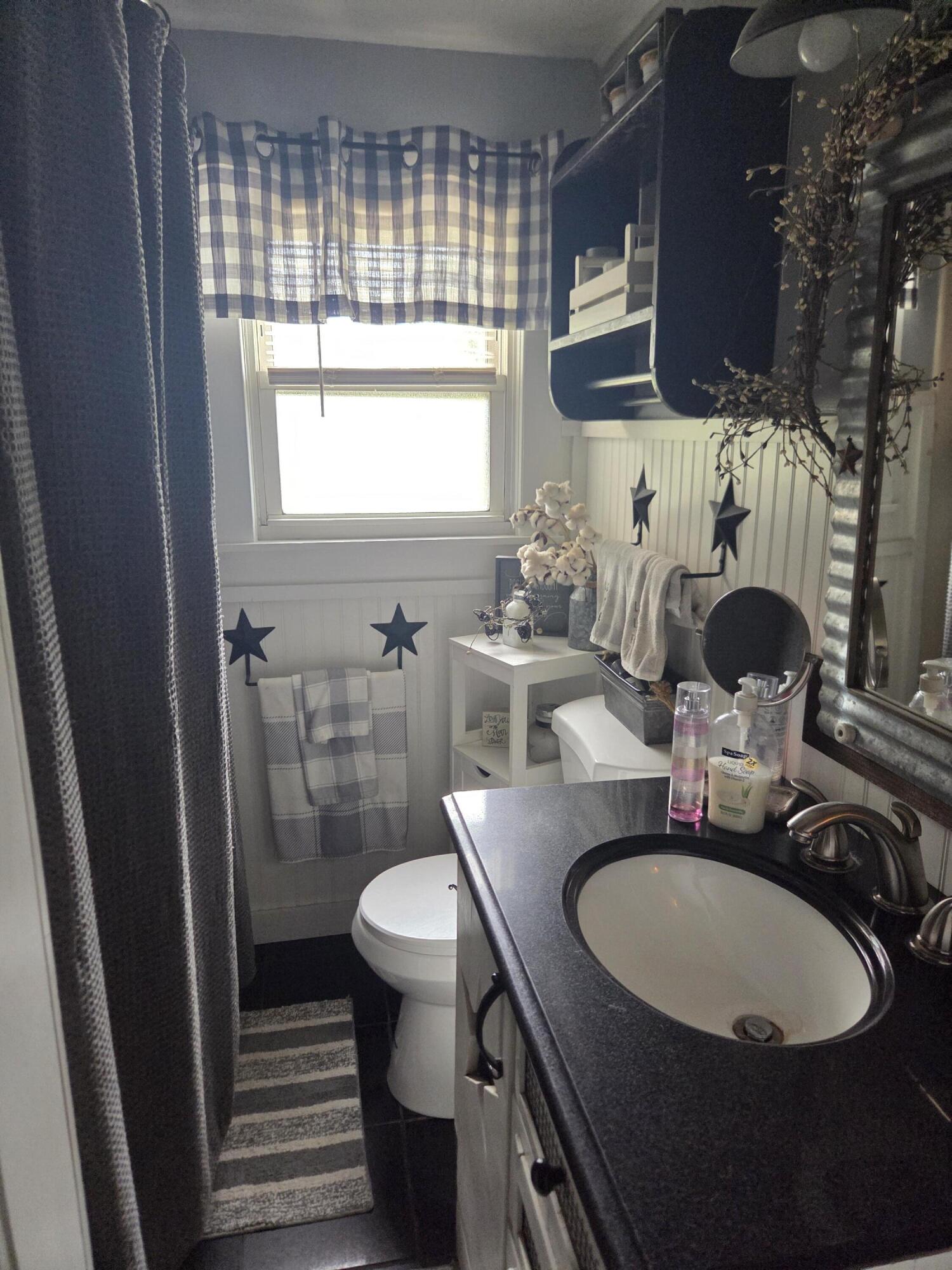 20 Burton Street Hartland ME 04943