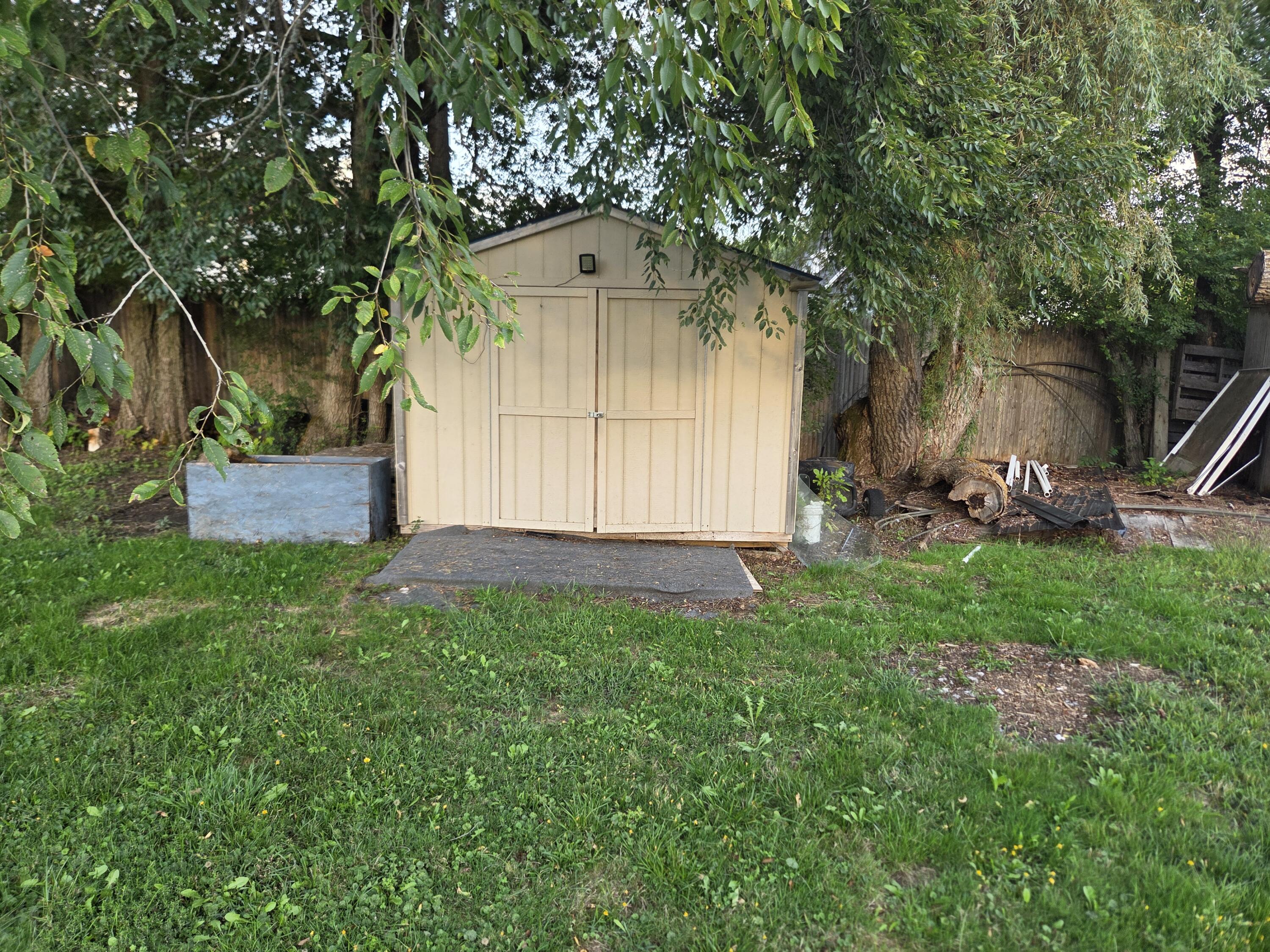 20 Burton Street Hartland ME 04943