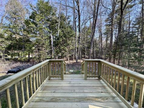 11 Deer Run Augusta ME 04330