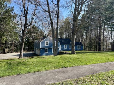11 Deer Run Augusta ME 04330