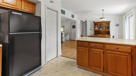 24 Laurel Circle Bangor ME 04401