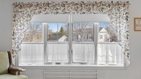 24 Laurel Circle Bangor ME 04401