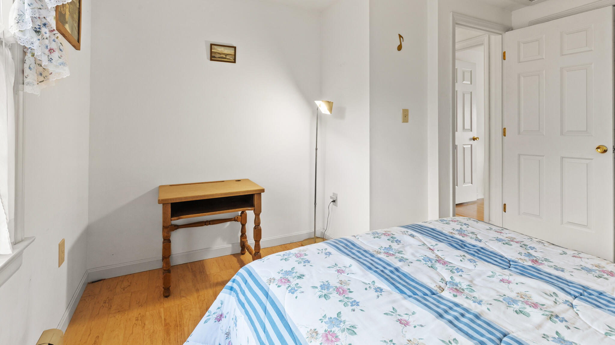 24 Laurel Circle Bangor ME 04401