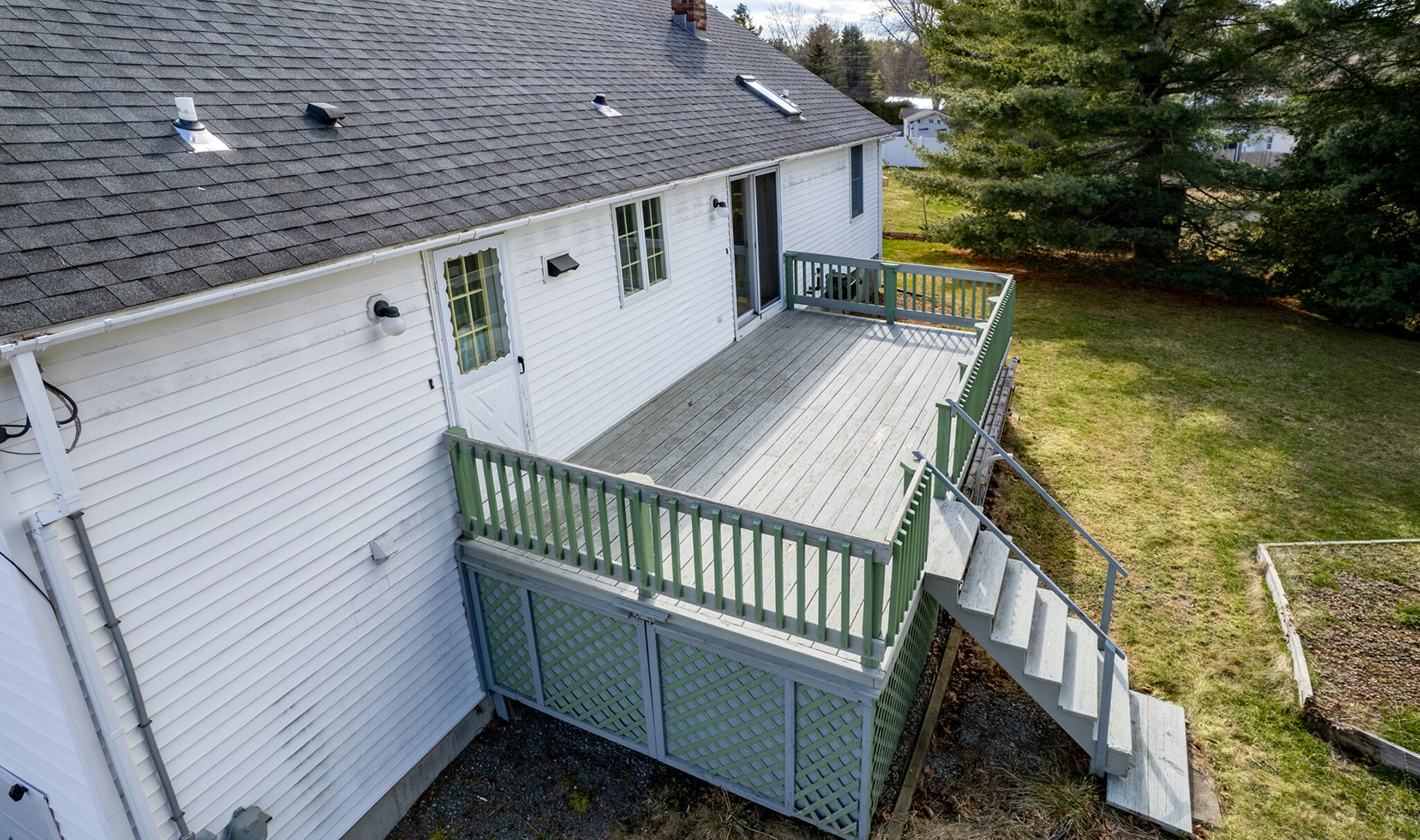 24 Laurel Circle Bangor ME 04401