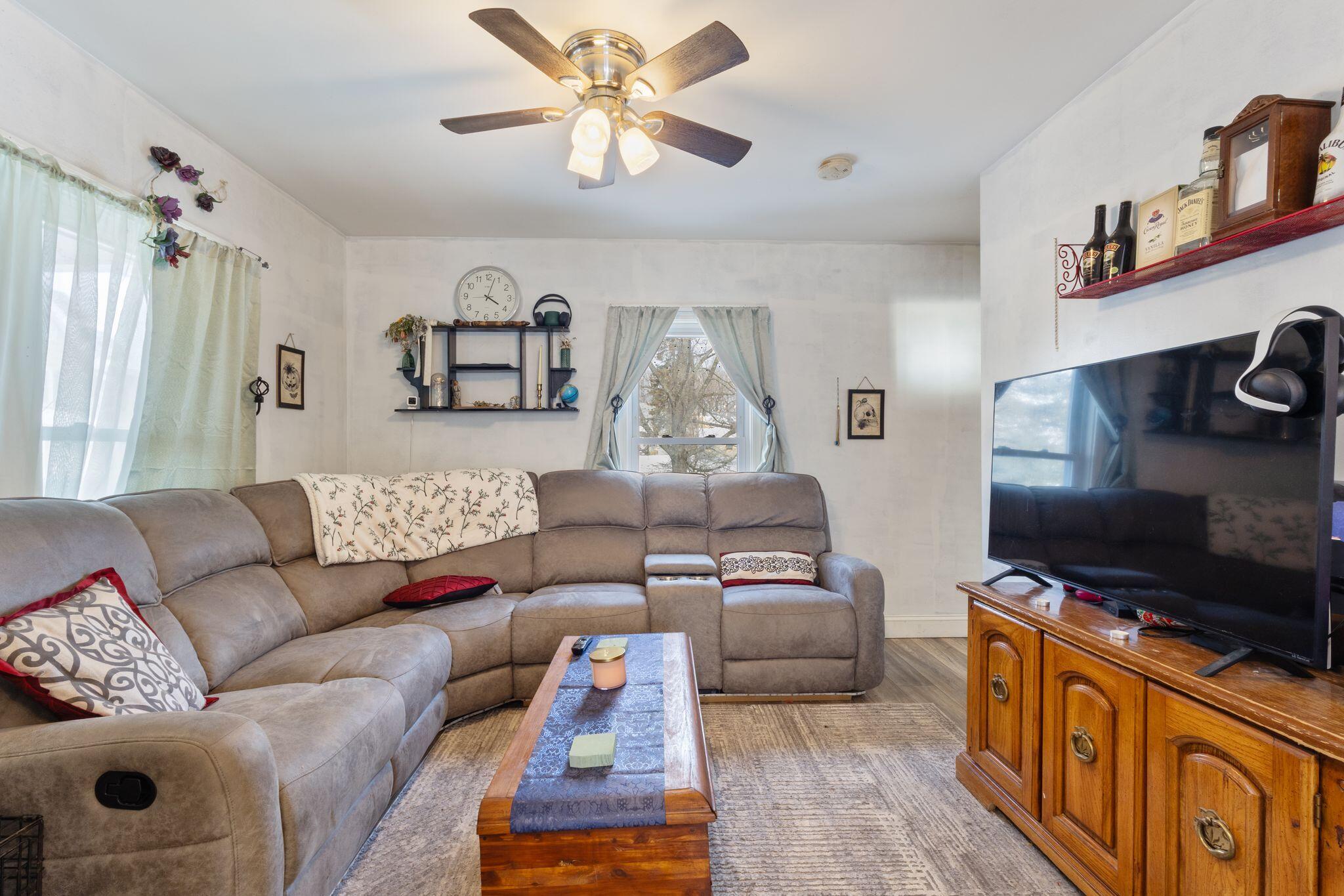 6 Winter Street Norway ME 04268