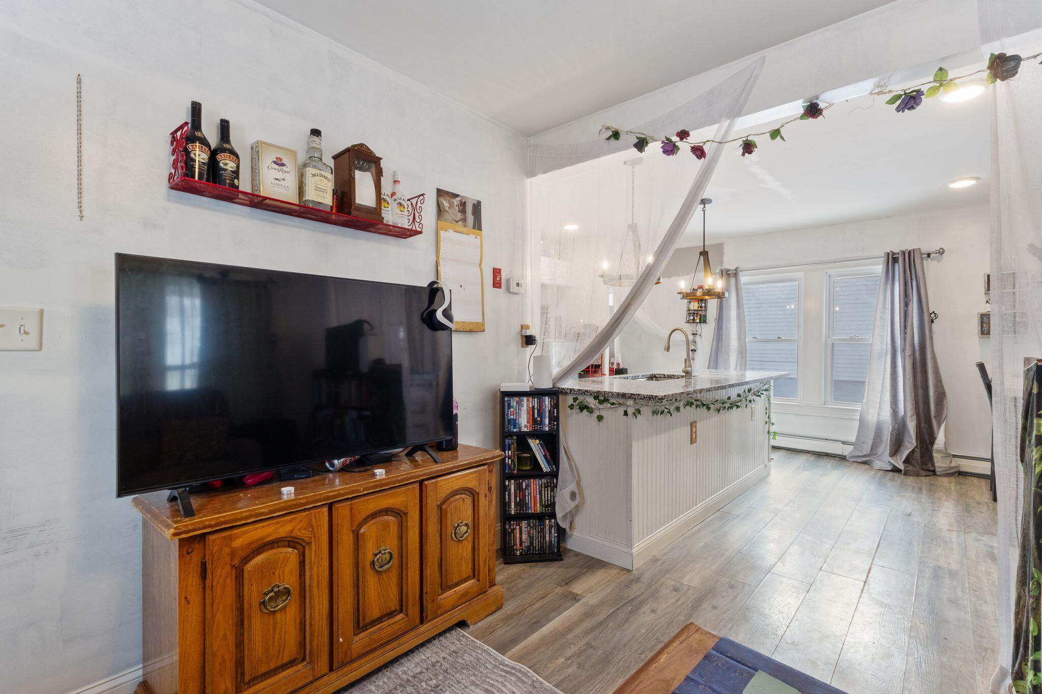 6 Winter Street Norway ME 04268