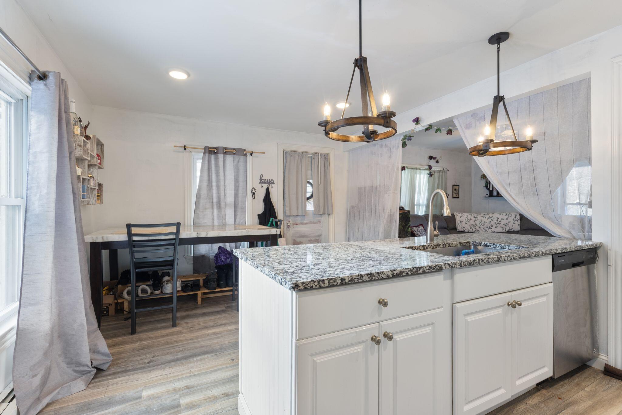 6 Winter Street Norway ME 04268