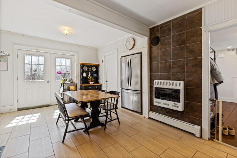 184 Highland Avenue Gardiner ME 04345