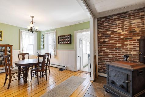 184 Highland Avenue Gardiner ME 04345